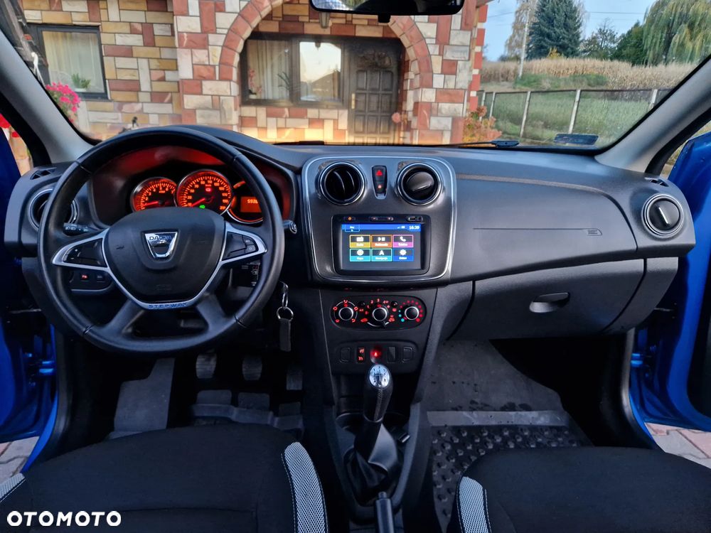 Dacia Sandero Stepway 0.9 TCe Laureate S&S - 17