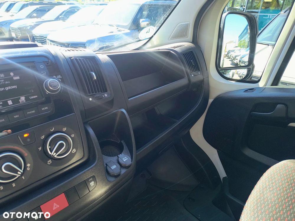 Opel Movano 2.2 cdti 140KM L2H2 Vat23% - 22