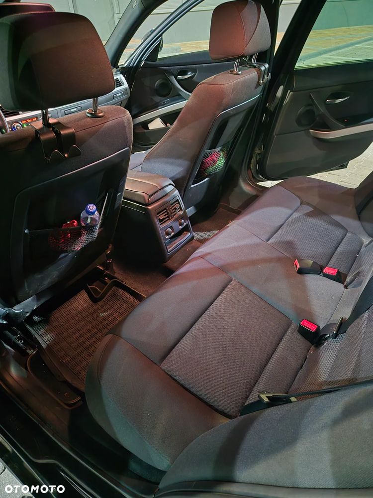 BMW Seria 3 - 16
