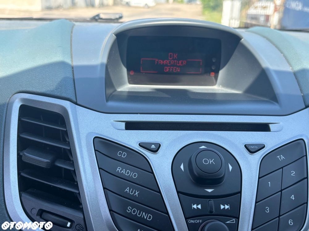 Ford Fiesta 1.25 Trend - 2