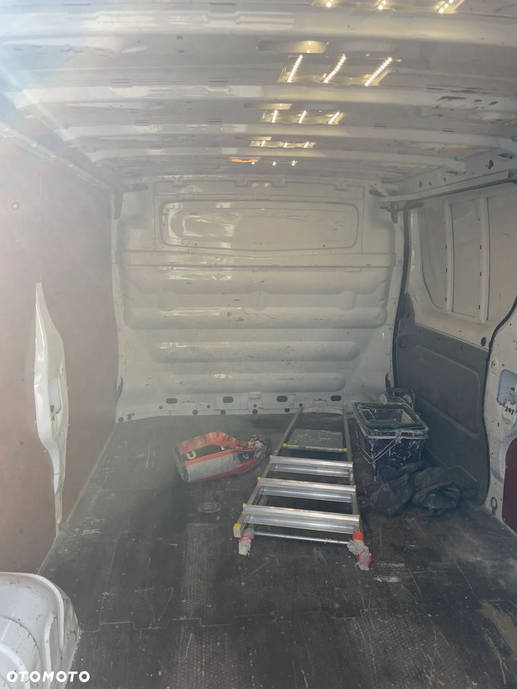 Opel Vivaro L2H1 - 9