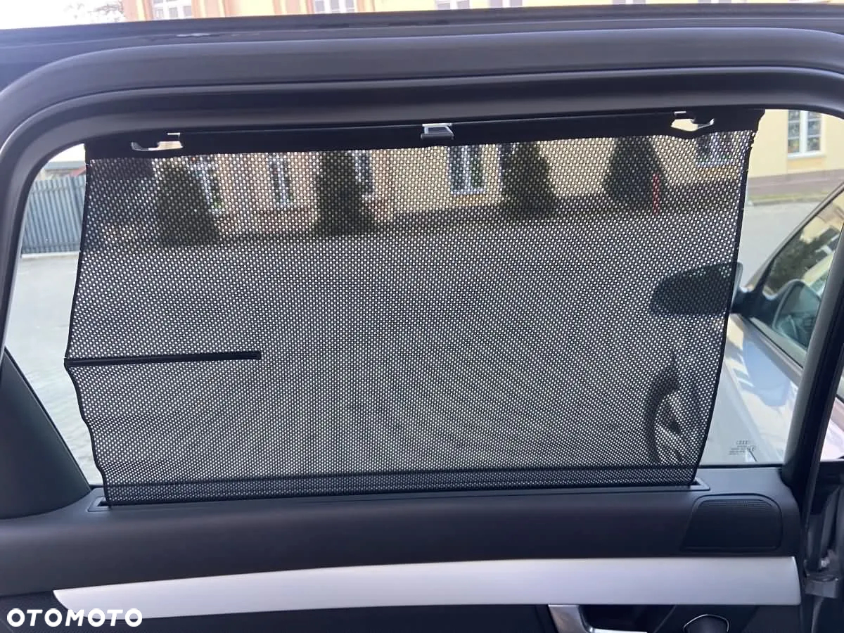 Audi A4 Avant 1.8T Quattro - 16