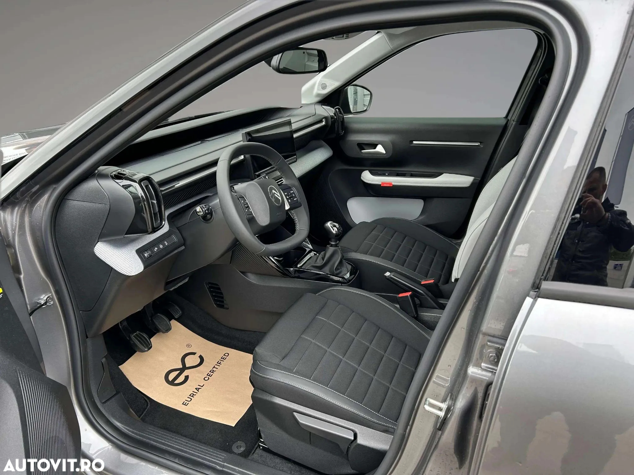 Citroën C3 1.2 PureTech 100 S&S BVM6 MAX - 6