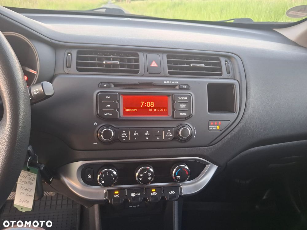 Kia Rio 1.2 ISG Dream Team Edition - 15