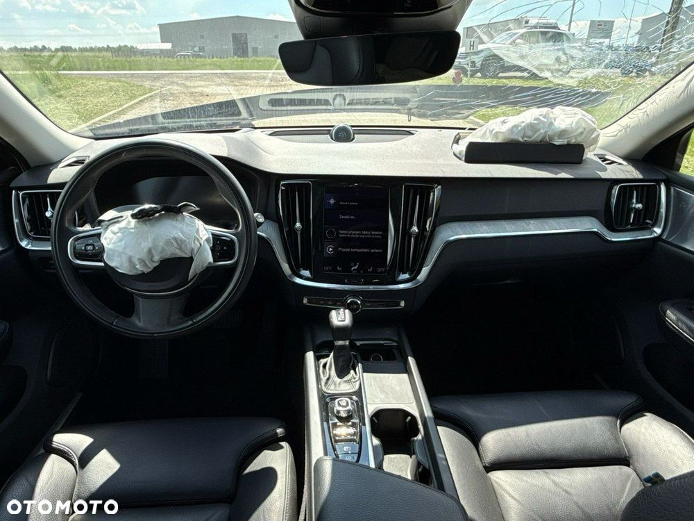 Volvo V60 Cross Country D4 AWD Geartronic Pro - 22
