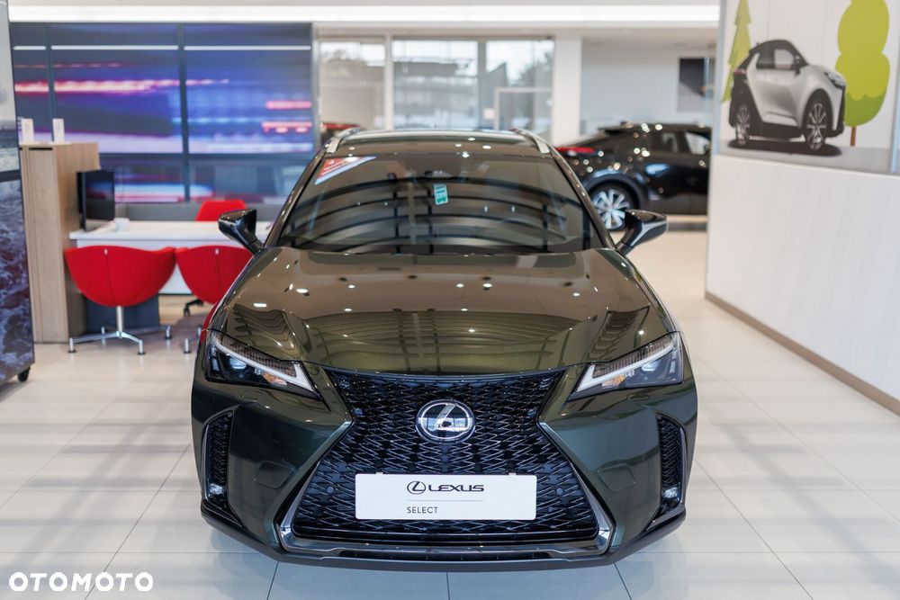 Lexus UX - 3
