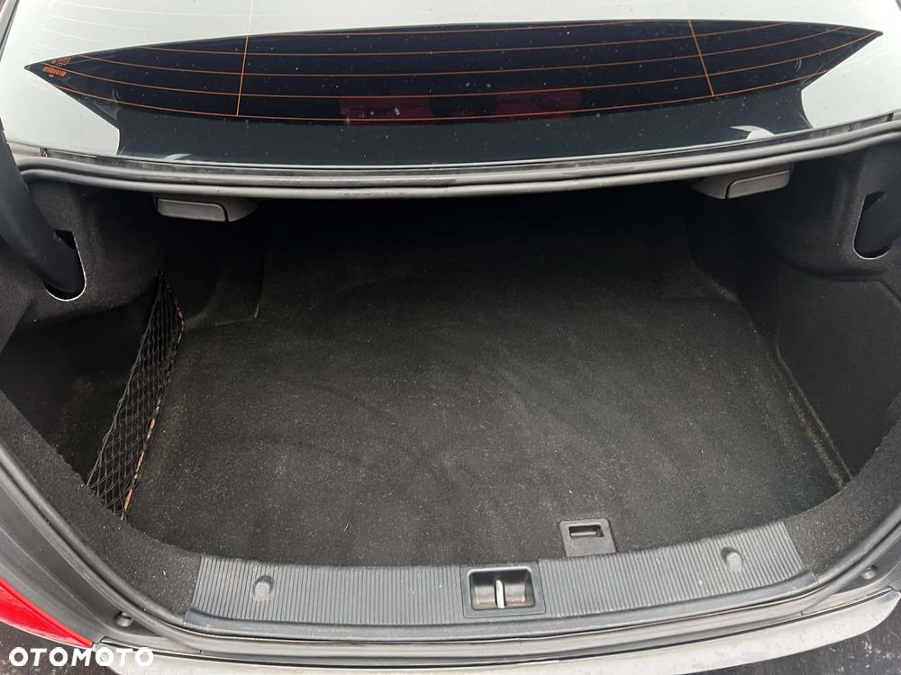 Mercedes-Benz Klasa C 220 CDI DPF (BlueEFFICIENCY) - 6