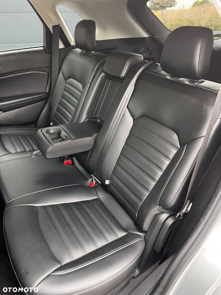 Ford Edge - 15