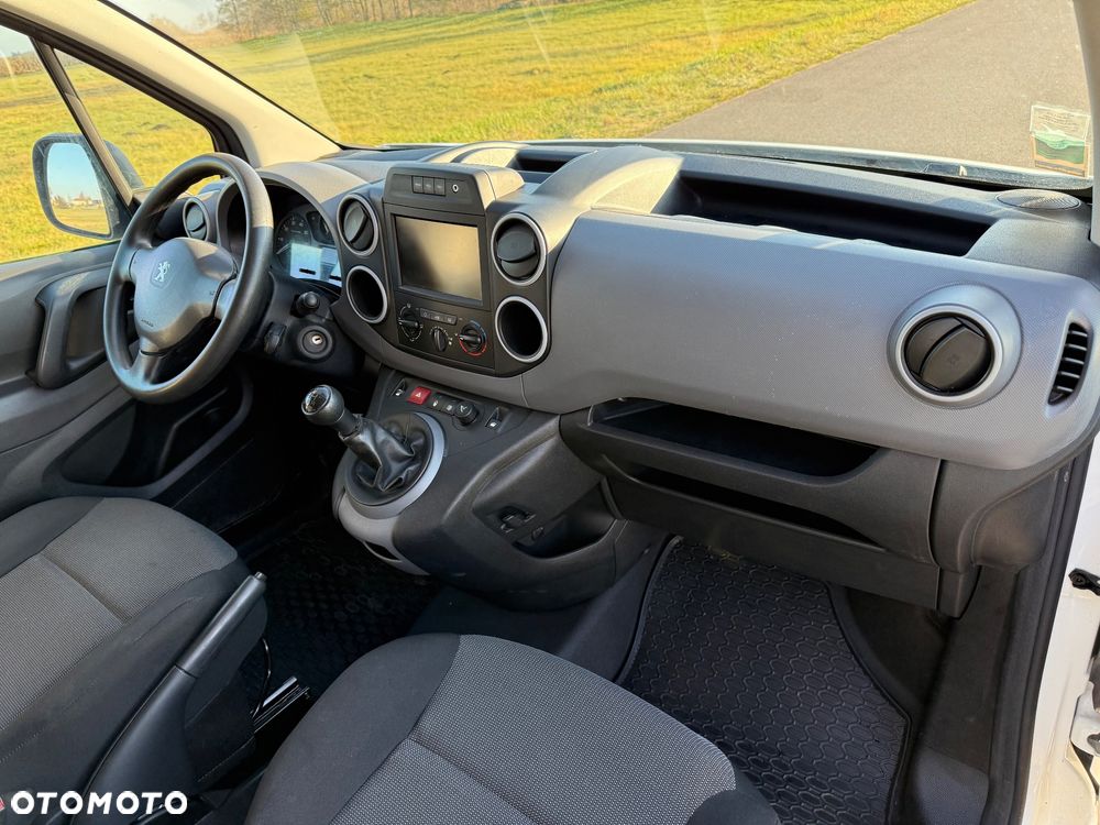 Peugeot Partner osobowy - 19