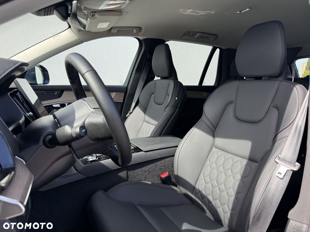 Volvo XC 90 - 17