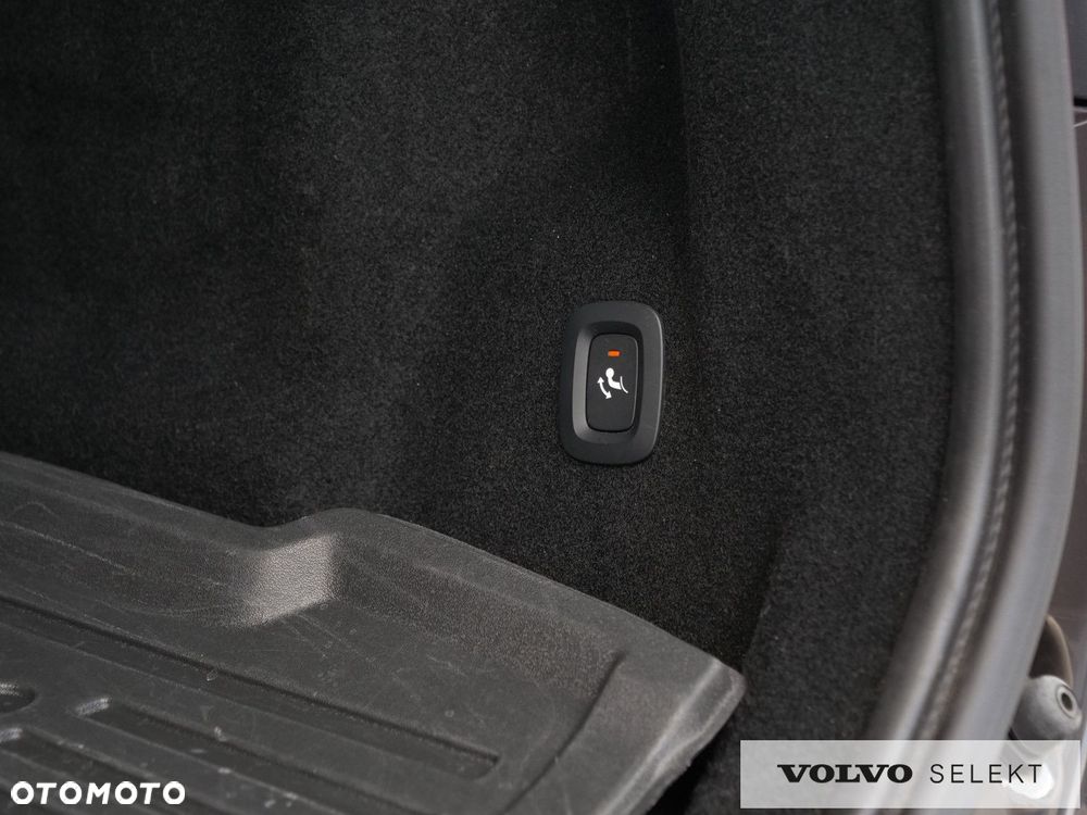 Volvo XC 60 - 38