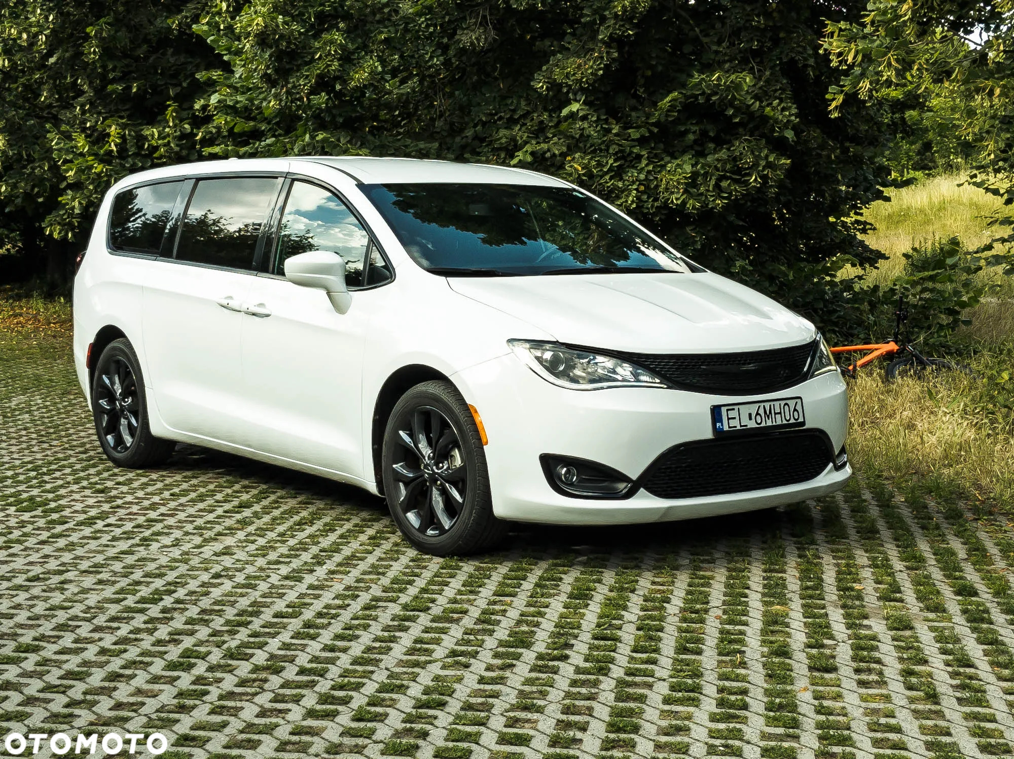 Chrysler Pacifica - 21