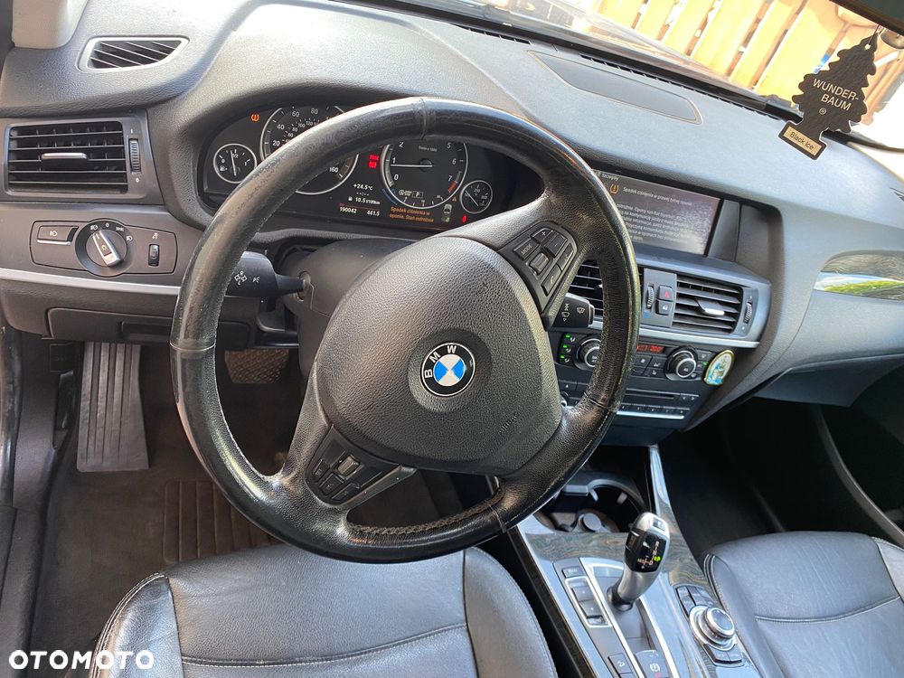 BMW X3 xDrive28i Sport-Aut - 8