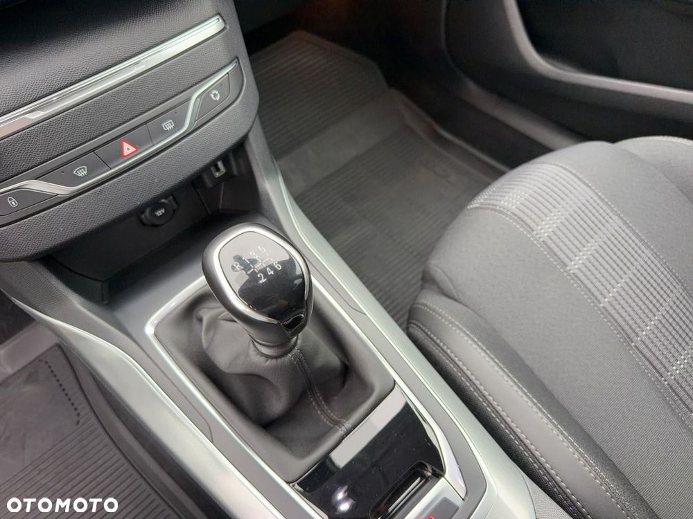 Peugeot 308 - 14