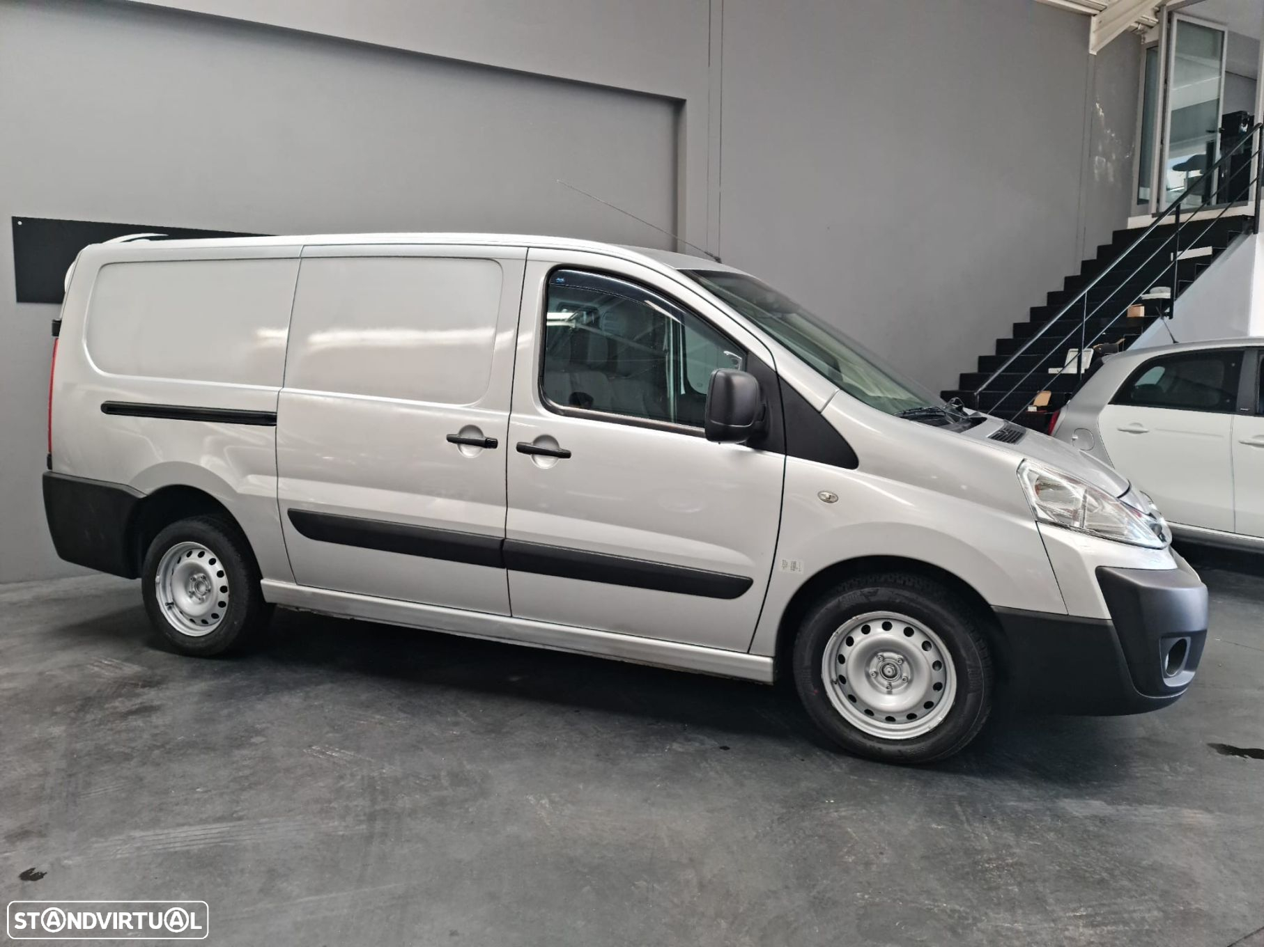 Citroën Jumpy Outro - 4