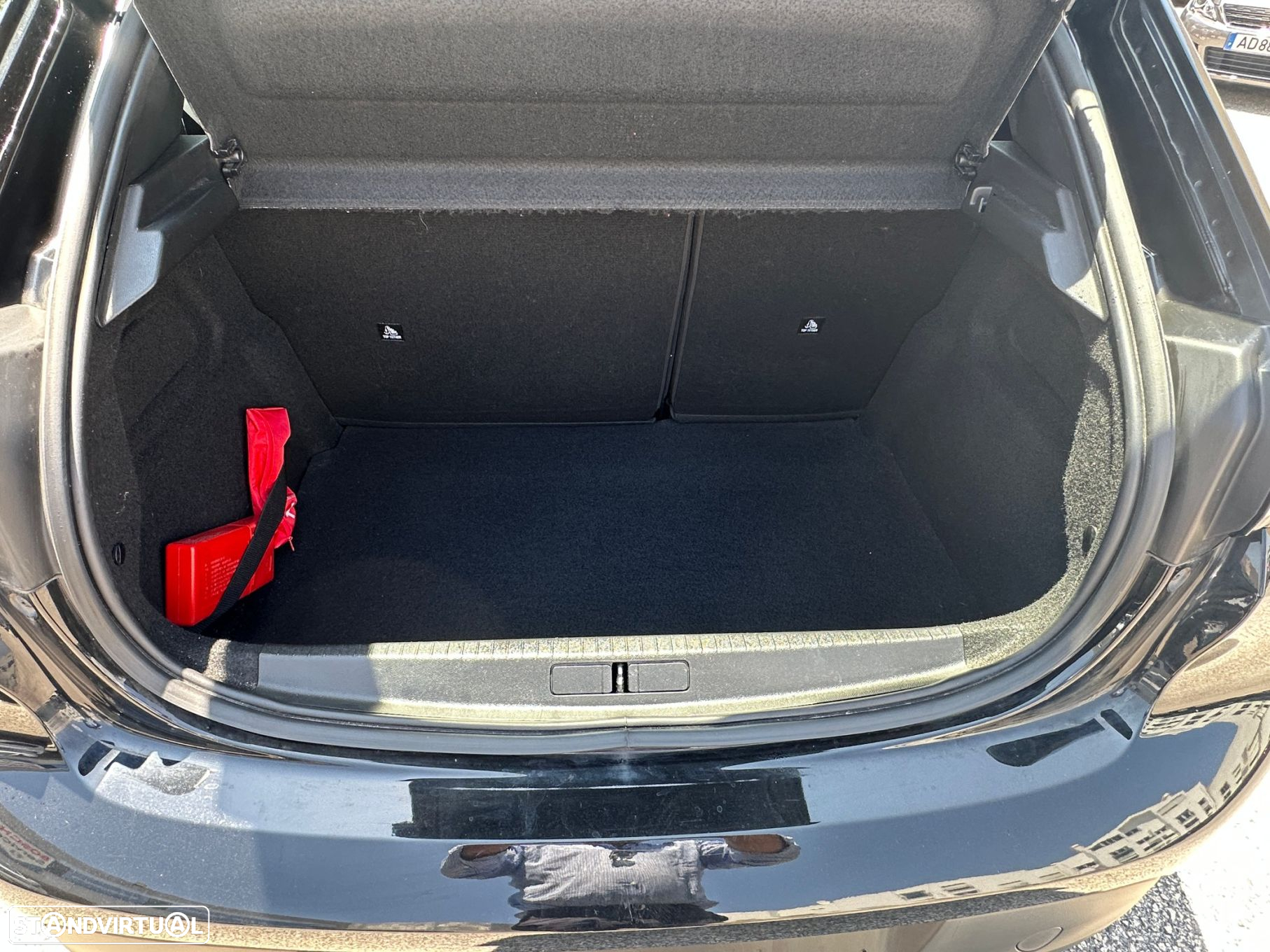 Peugeot 208 1.2 PureTech Active Pack - 9