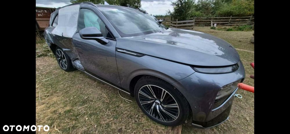 XPeng G9 98 kWh AWD Performance - 1