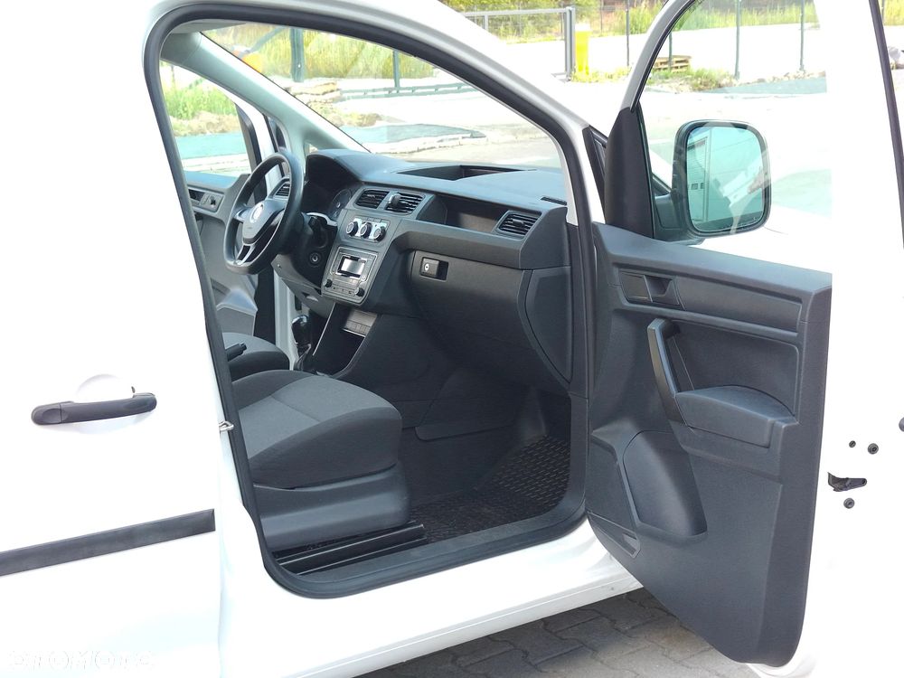 Volkswagen Caddy - 24