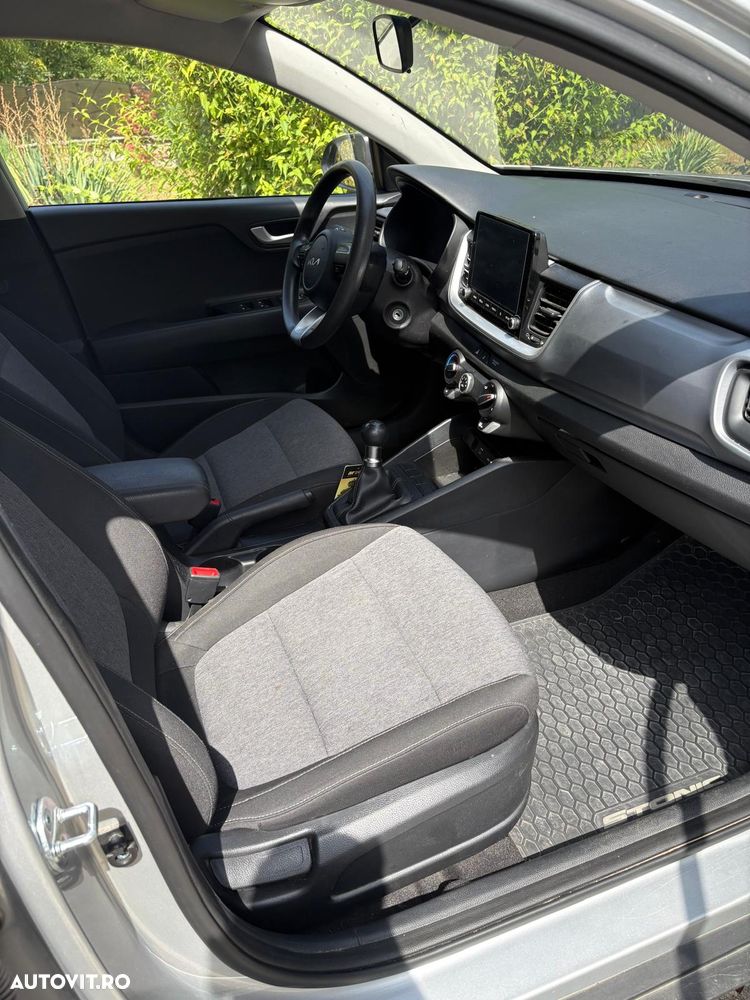 Kia Stonic 1.2 MPI 5MT Urban - 8