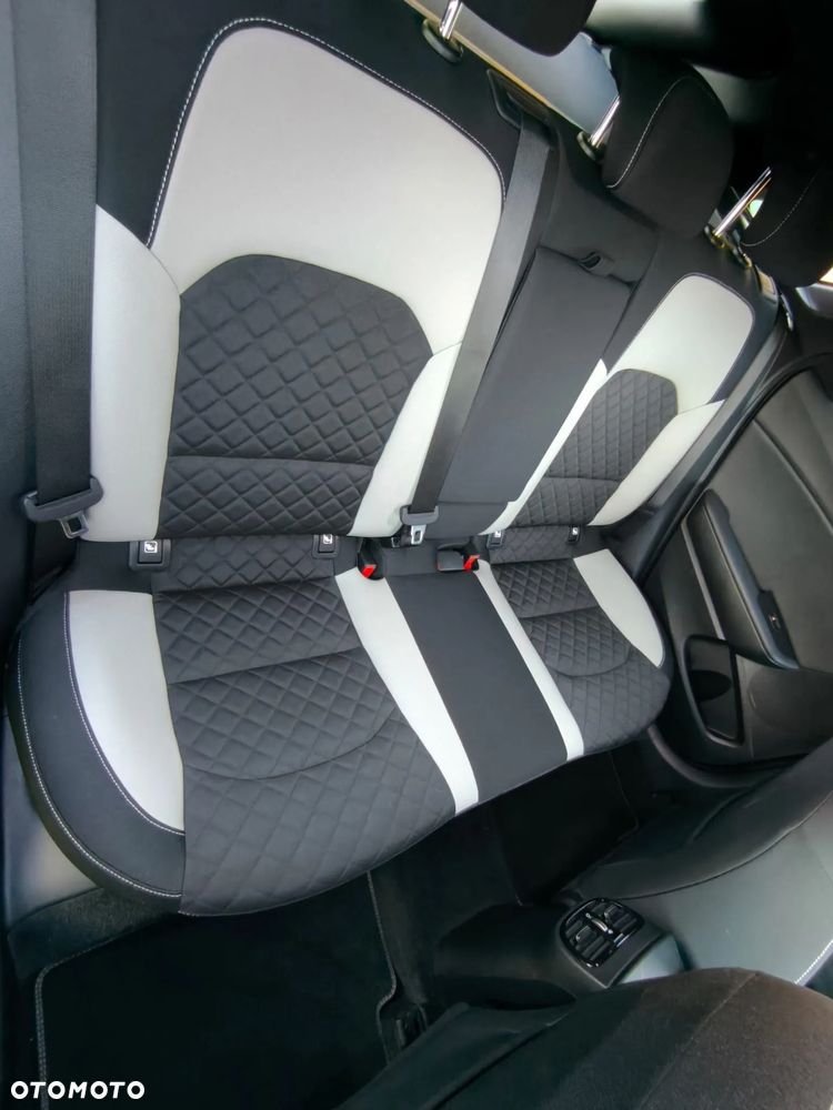 Kia ProCeed 1.4 T-GDI GT Line DCT - 28