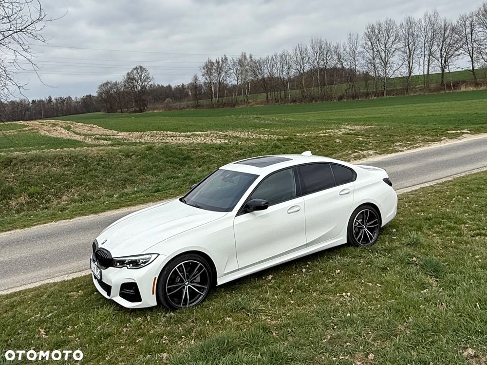 BMW Seria 3 330i xDrive M Sport - 11