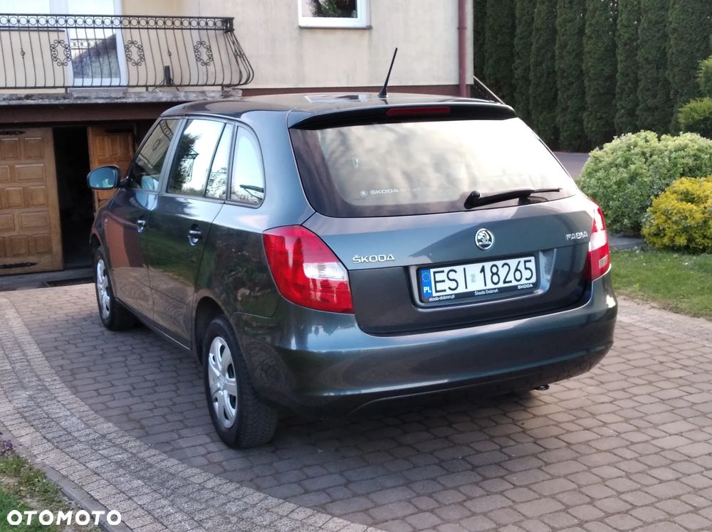 Skoda Fabia 1.4 16V Active Plus - 9