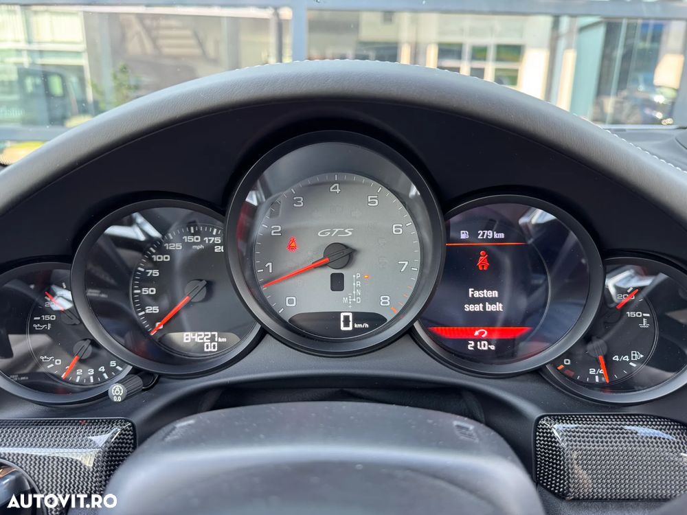 Porsche 911 Carrera GTS Cabriolet PDK - 24