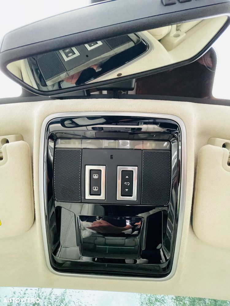 Land Rover Range Rover Vogue - 28