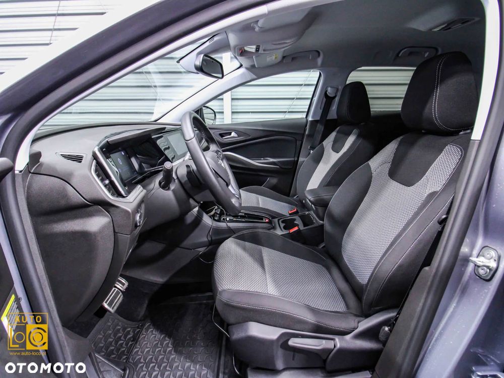 Opel Grandland 1.2 T Business Edition S&S - 12