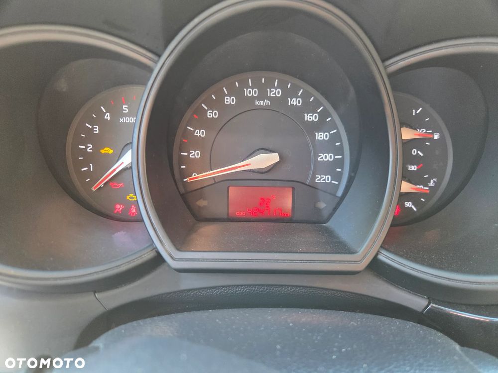 Kia Rio 1.4 crdi M - 5