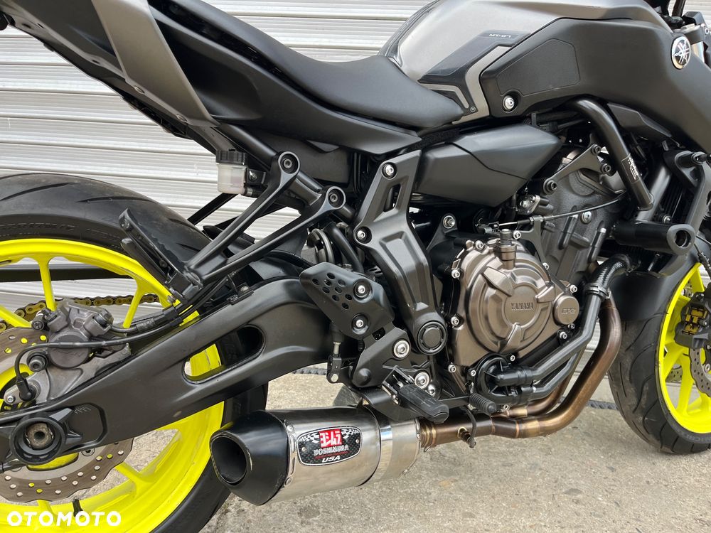 Yamaha MT - 16