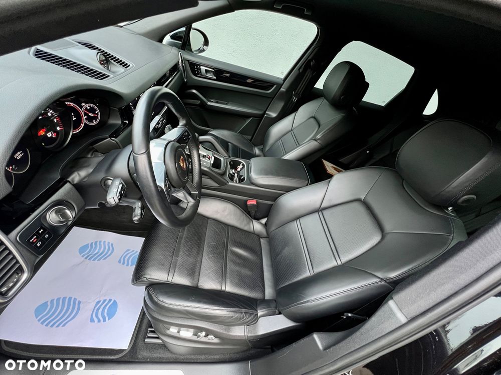 Porsche Cayenne Standard - 9