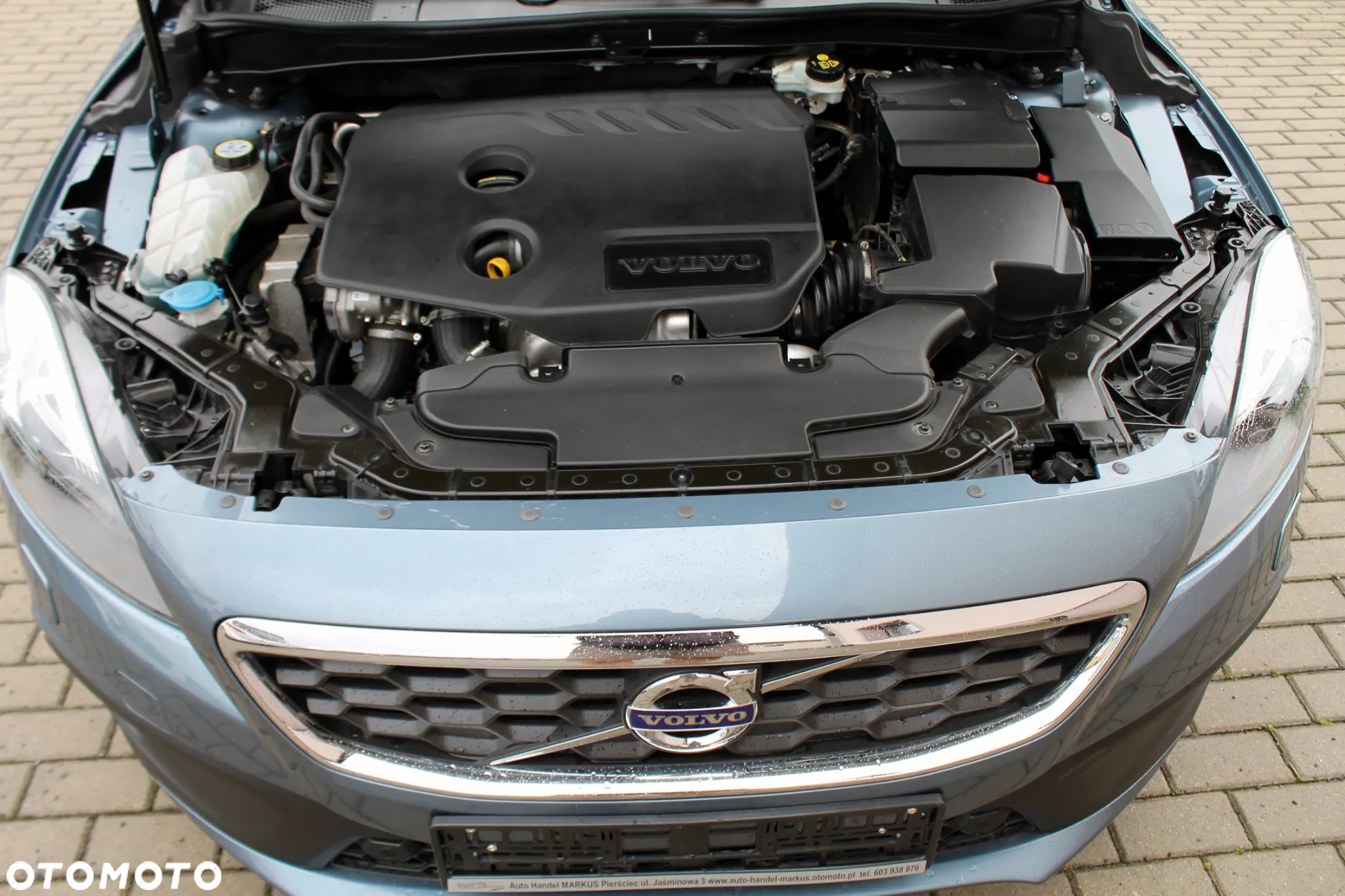Volvo V40 Cross Country D2 Momentum - 22
