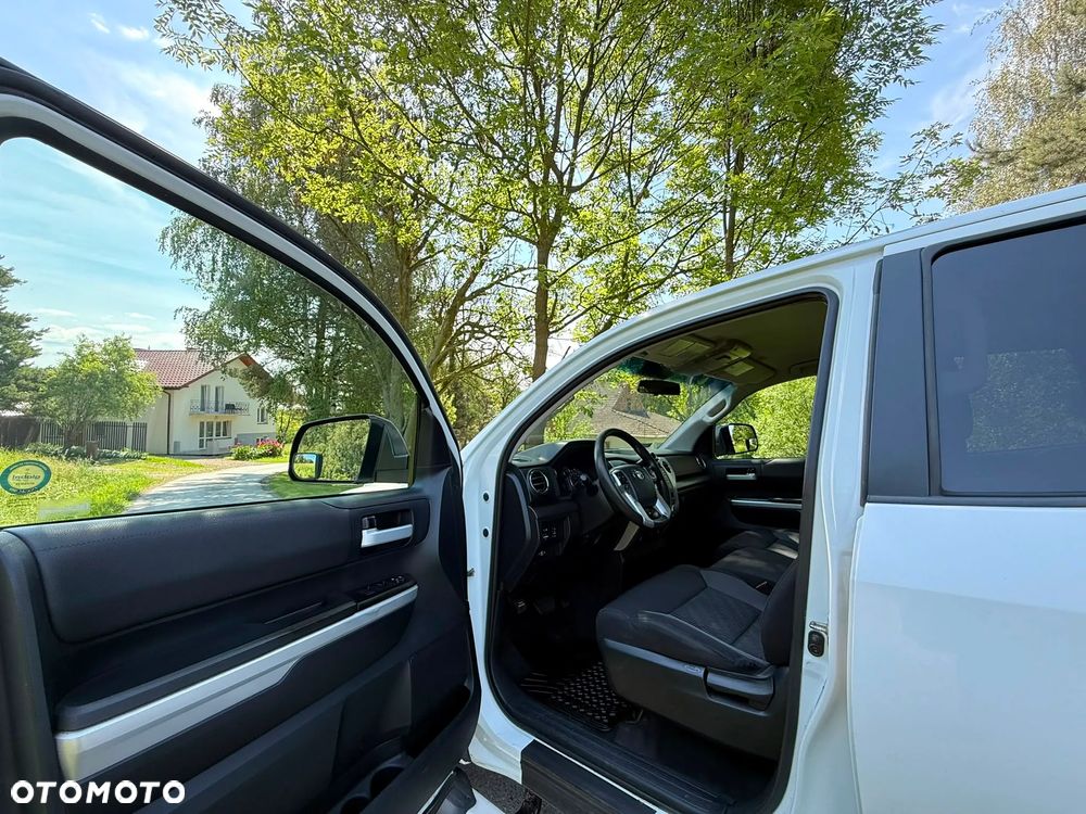 Toyota Tundra 5.7 4x4 Double Cab Limited - 14