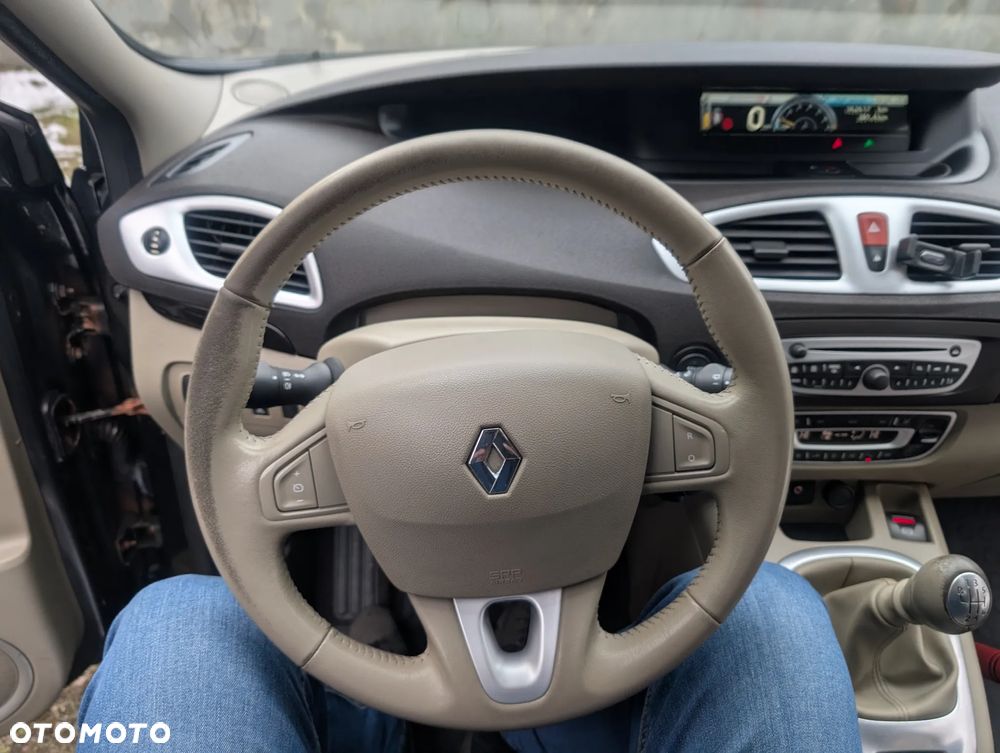 Renault Scenic 1.4 16V TCE Privilege - 19