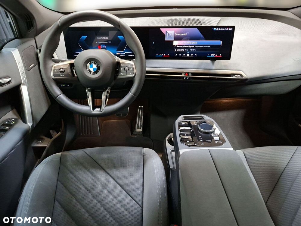 BMW iX xDrive45 100.6kWh - 17