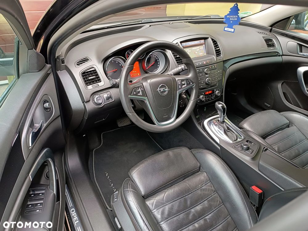 Opel Insignia 2.8 V6 Turbo 4x4 Automatik Cosmo - 12
