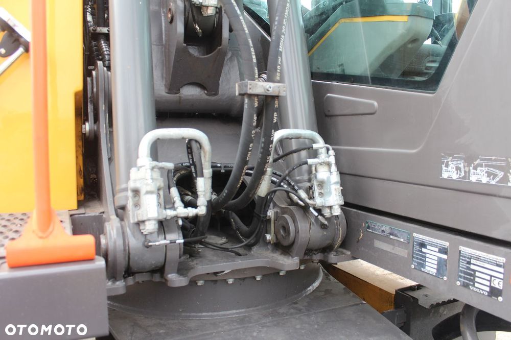Volvo EWR 150E ROTOTILT ENGCON SYSTEM 3D ZESTAW 4 ŁYŻKI, NÓŻ, SZCZOTKA - 9