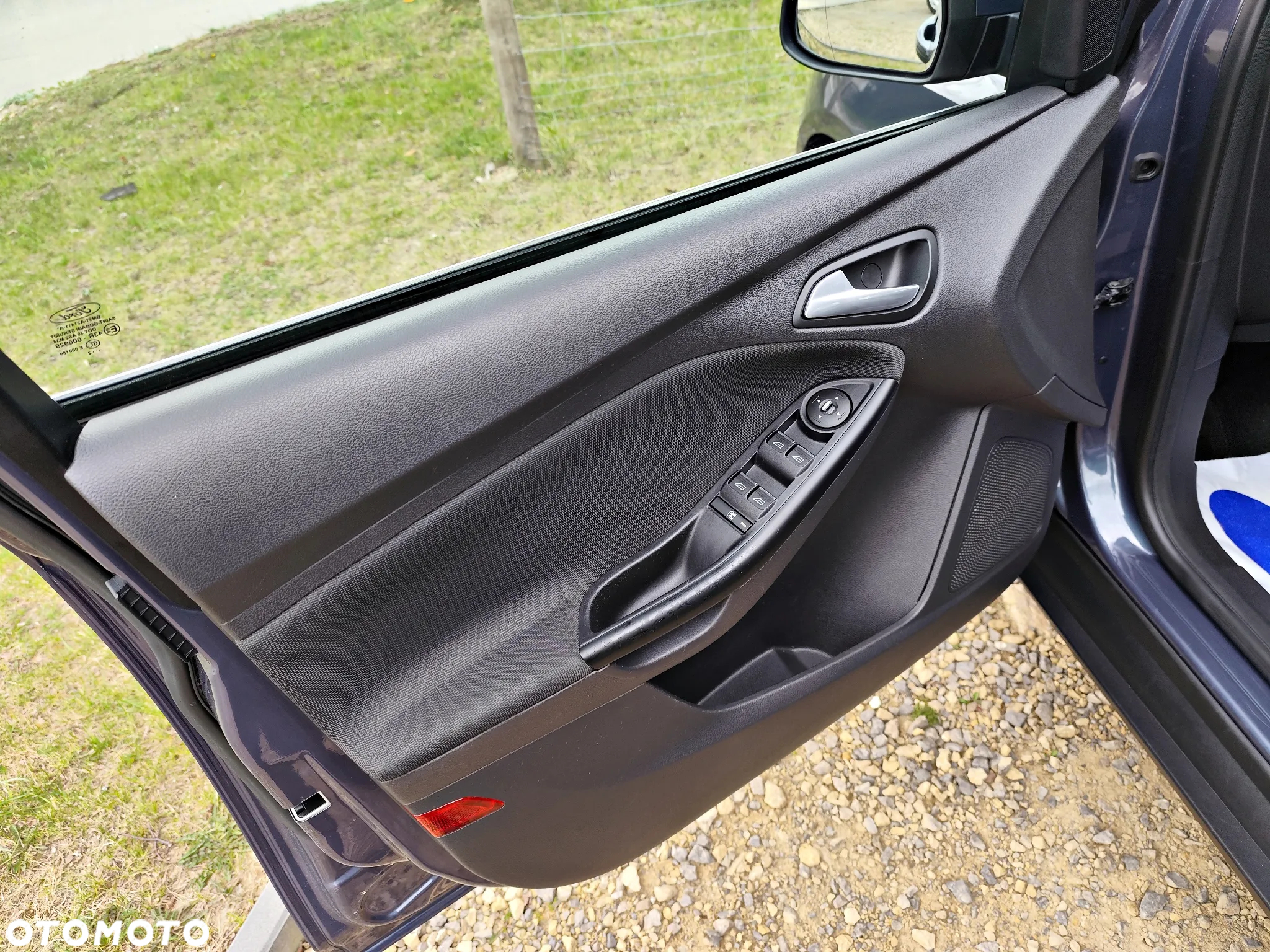 Ford Focus 1.6 TDCi DPF Champions Edition - 27