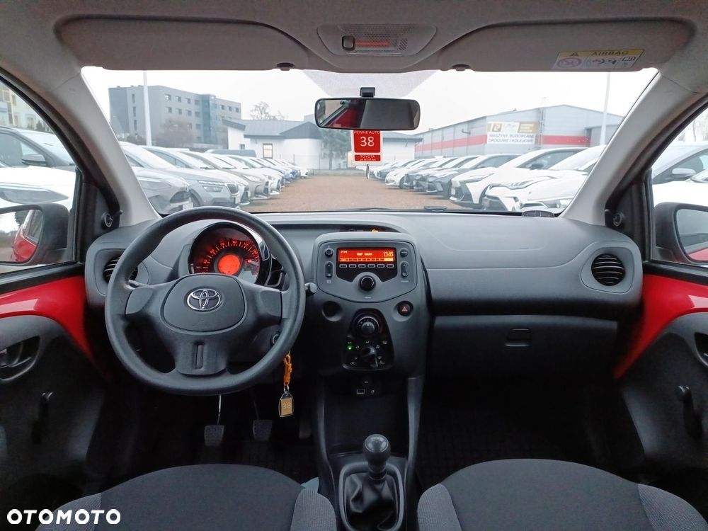 Toyota Aygo - 14