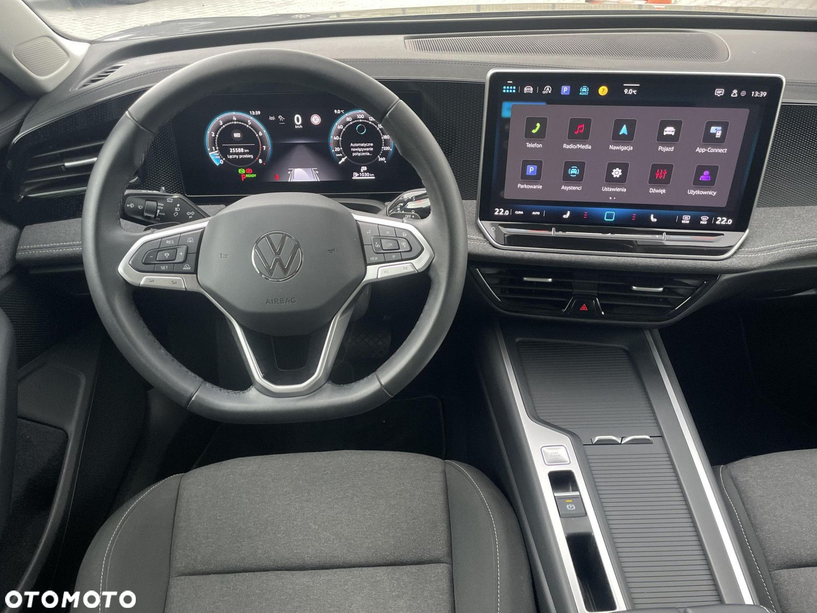 Volkswagen Passat - 11