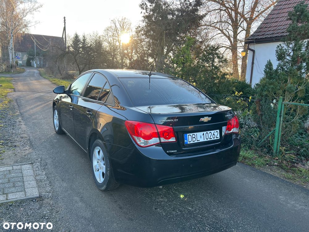 Chevrolet Cruze 1.6 - 3