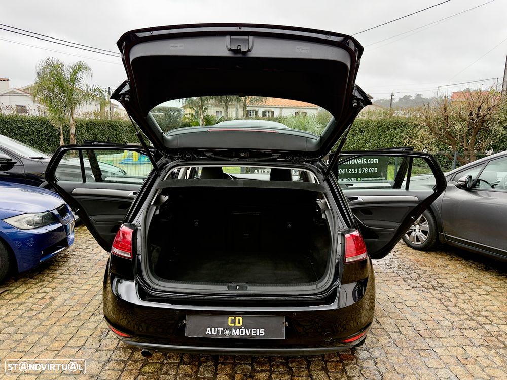 VW Golf 1.6 TDi BlueMotion Trendline - 34