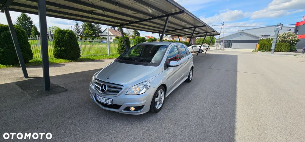 Mercedes-Benz Klasa B 180 CDI Special Edition - 12