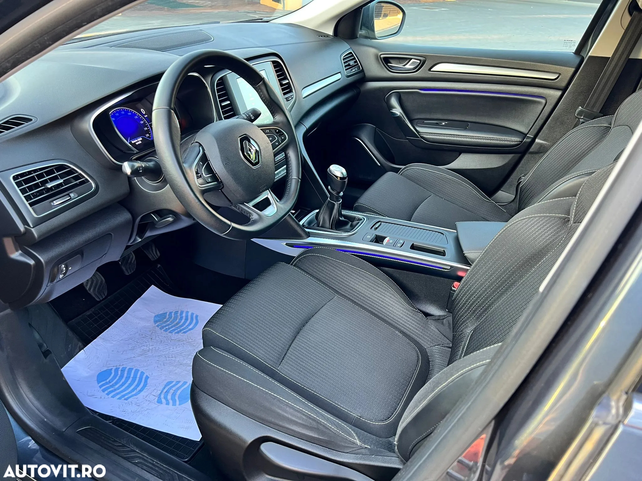 Renault Megane TCe GPF Intens - 21