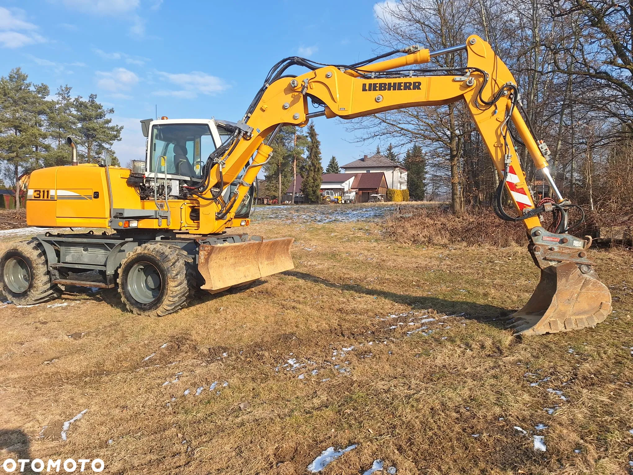 Liebherr A311 - 5