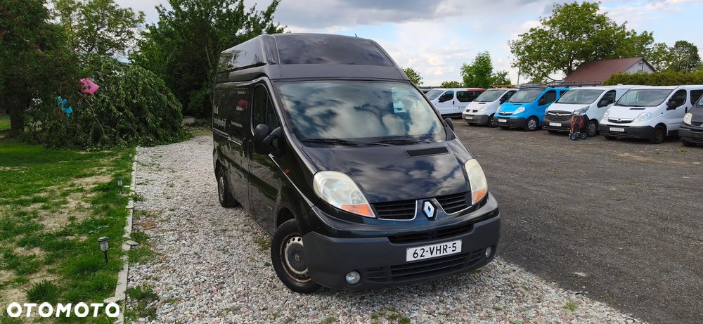 Renault Trafic - 2