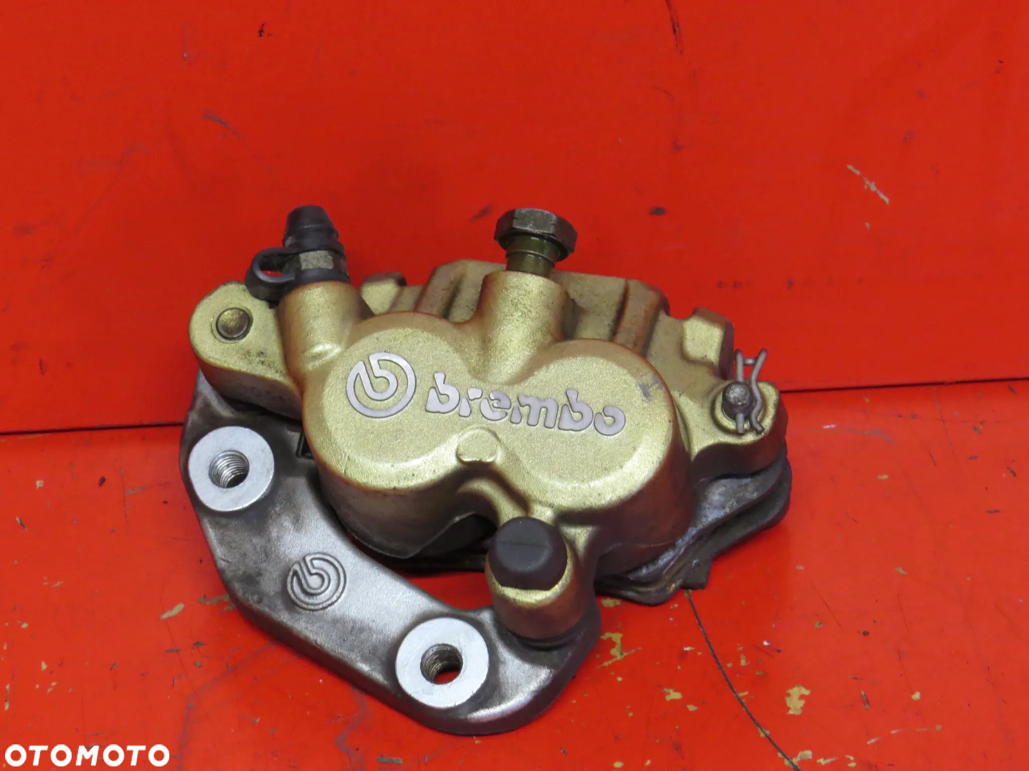 GILERA NEXUS 500 NEXUS500 2012 zacisk hamulca prawy przód przedni hamulec - 1