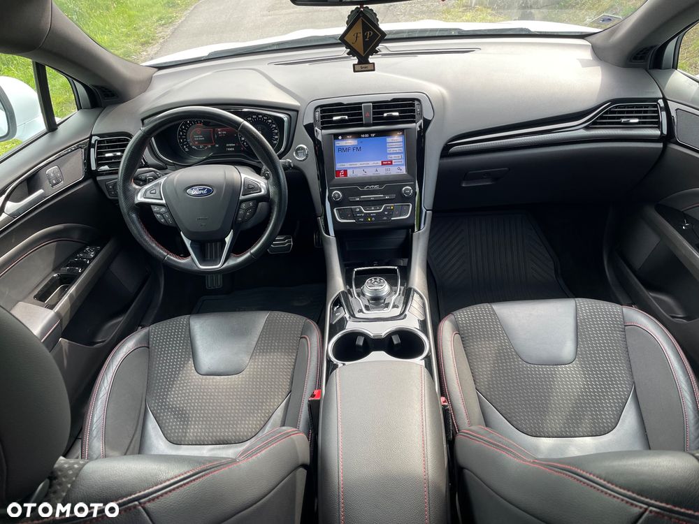 Ford Mondeo 2.0 EcoBlue Allrad ST-Line - 28