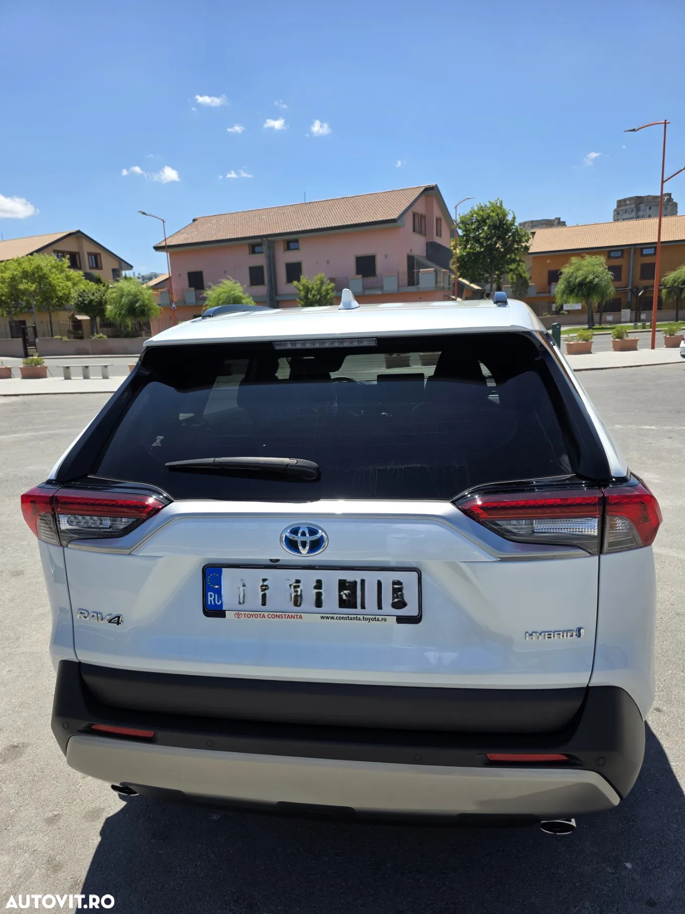 Toyota RAV4 2.5 Hybrid VVT-iE 4x4 Luxury Premium - 5
